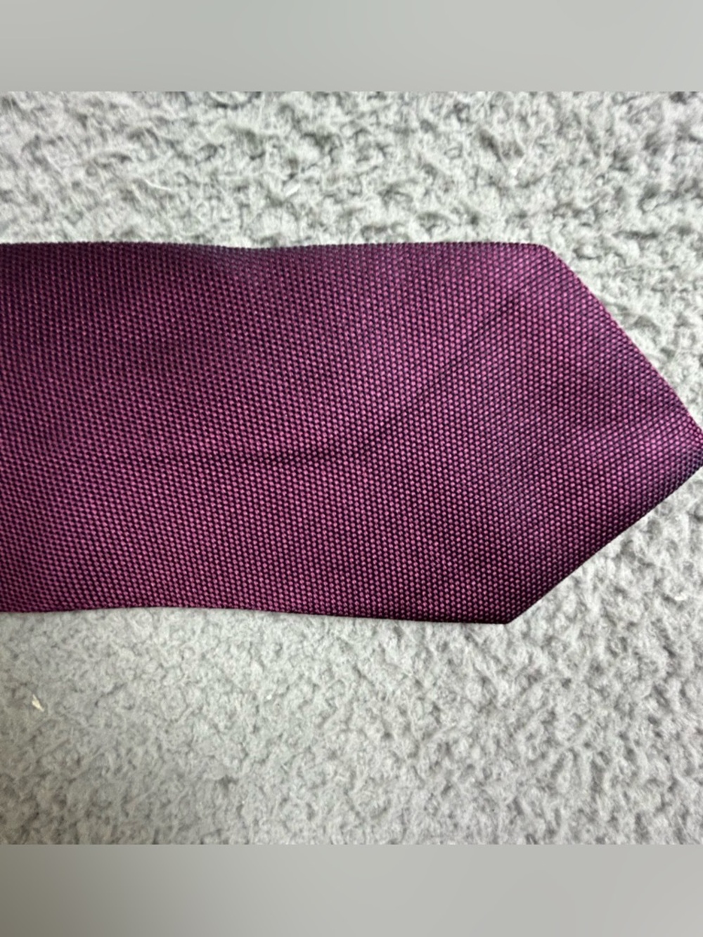 GUCCI MENS SILK TIE WINE COLOR - Picture 7 of 7